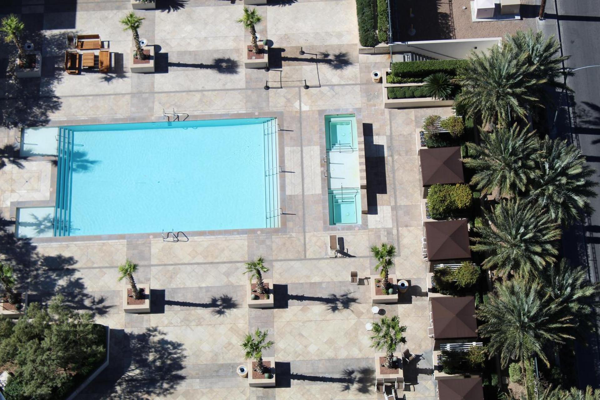Luxury Suites International at The Signature photo 14