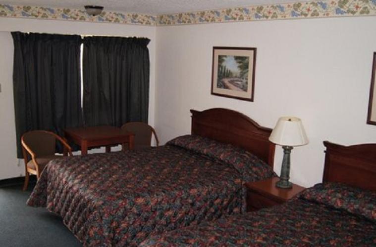 Budget Inn photo 10