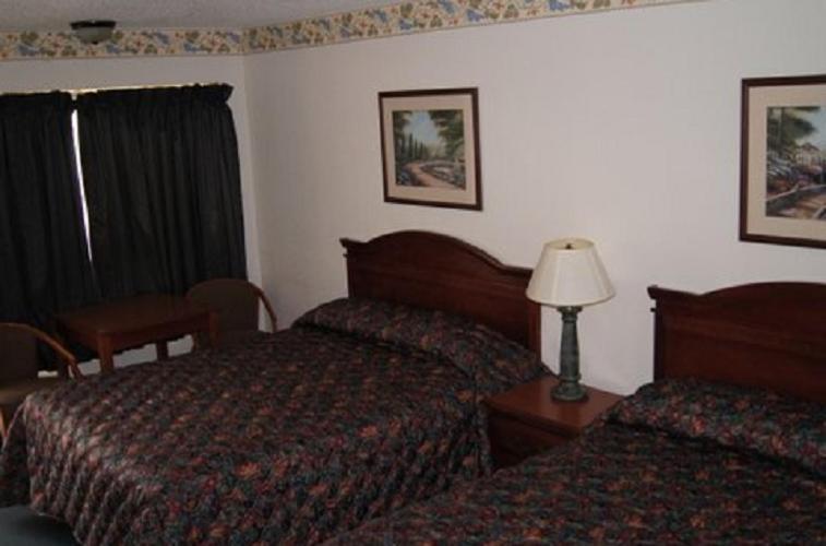 Budget Inn photo 12