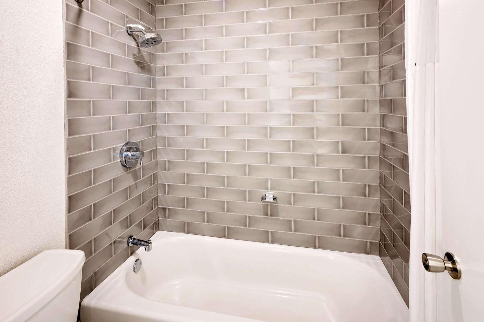 Howard Johnson by Wyndham Florence photo 9