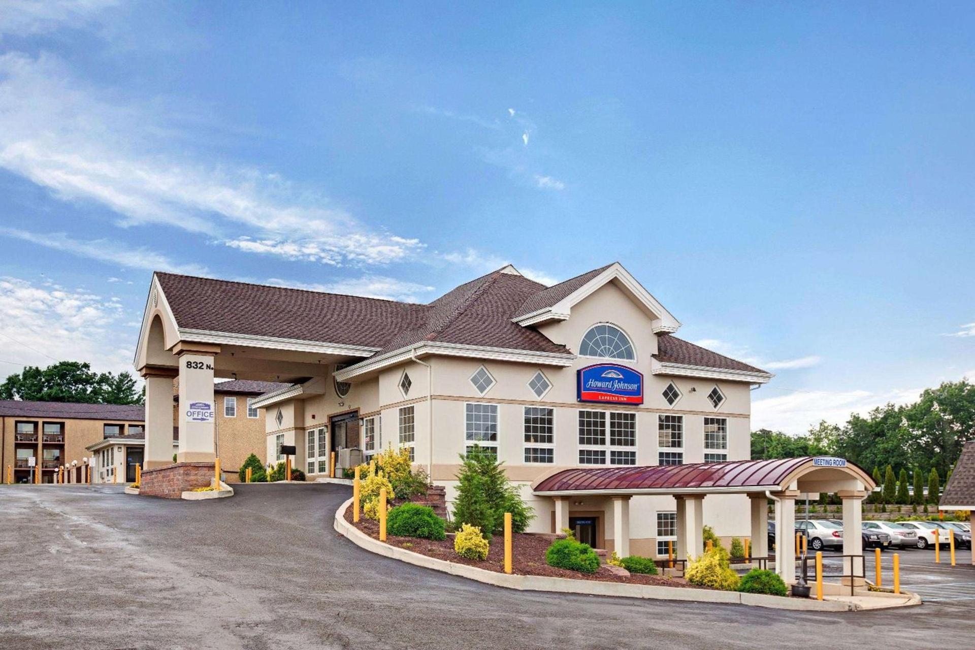 Howard Johnson by Wyndham Blackwood Near Philadelphia photo 2