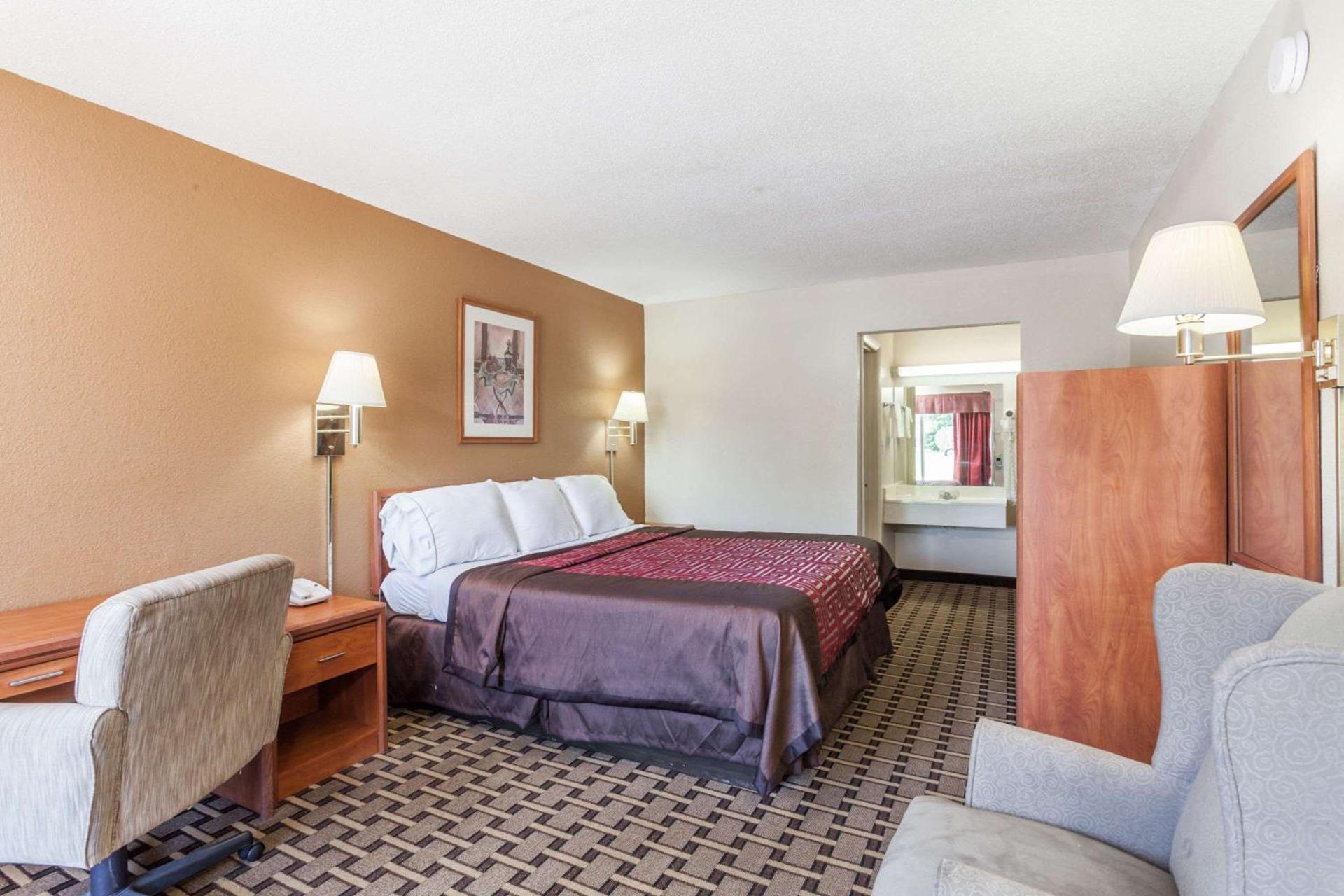 Knights Inn Murfreesboro photo 7