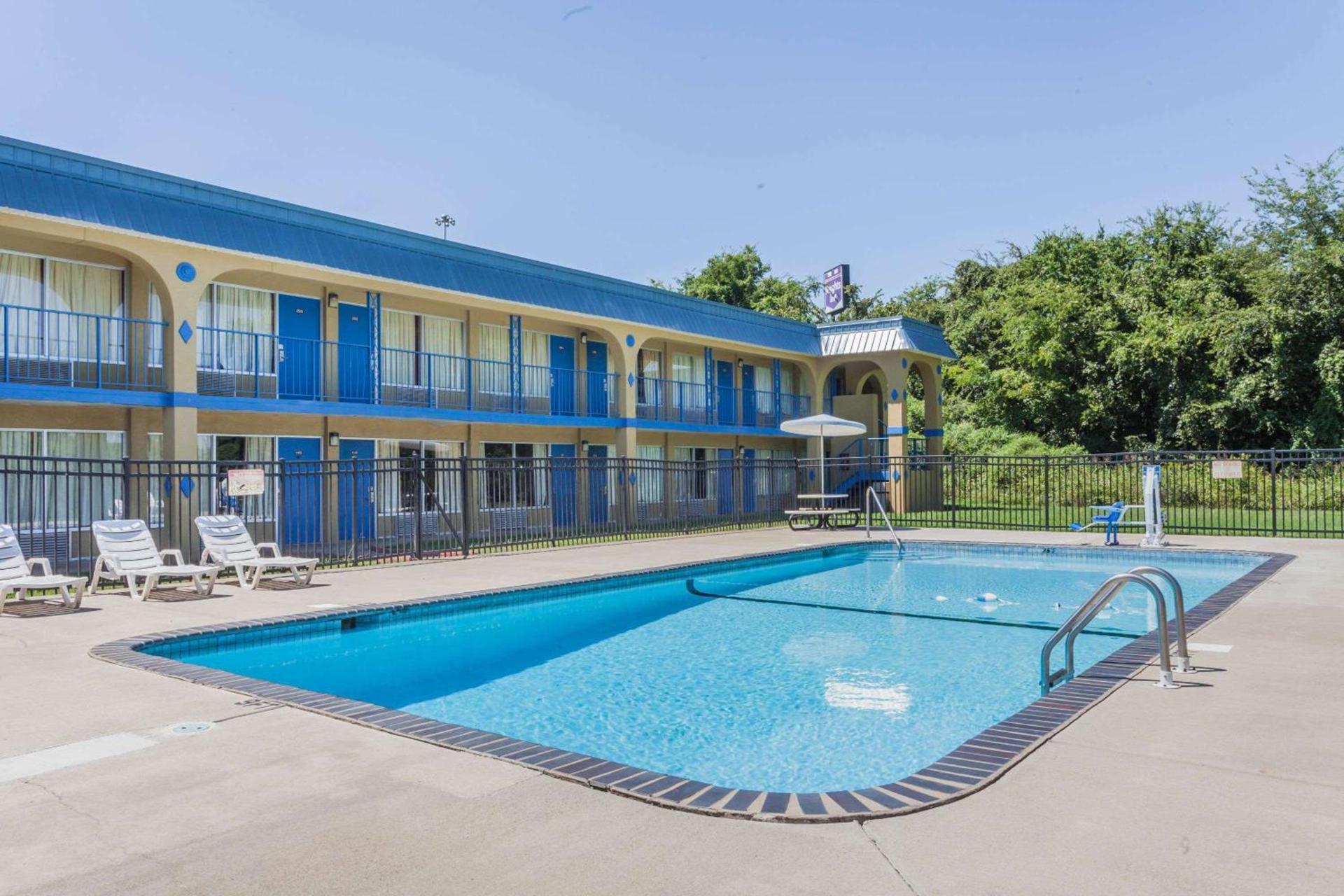 Knights Inn Murfreesboro photo 6