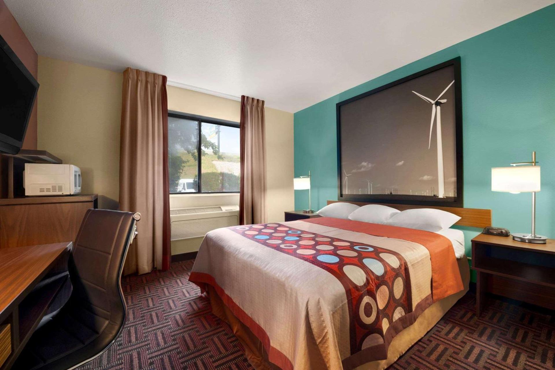 Super 8 by Wyndham East Peoria photo 30