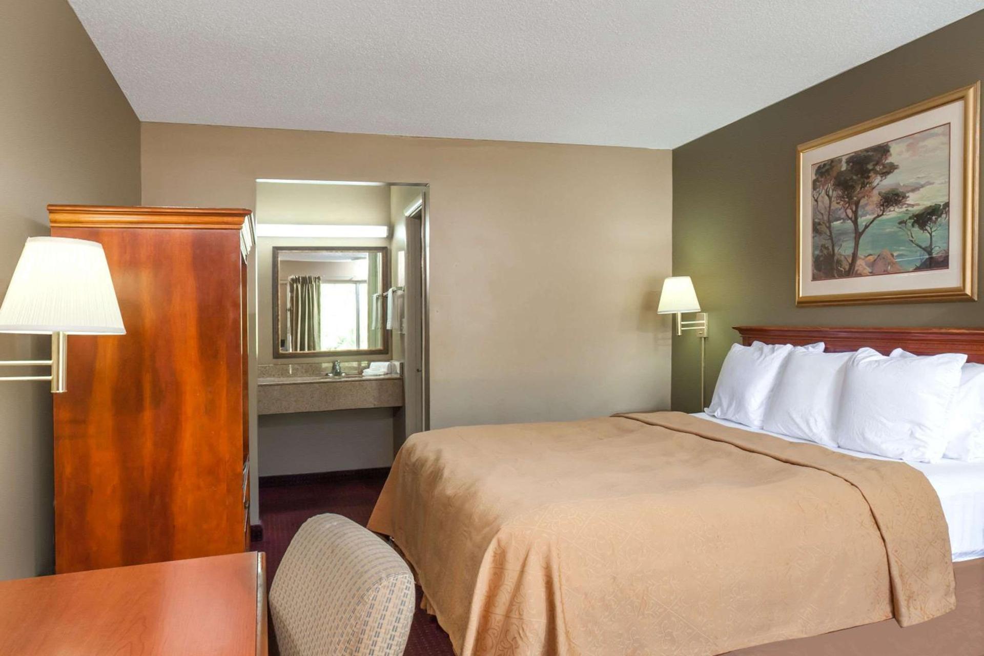 Knights Inn Lebanon photo 13