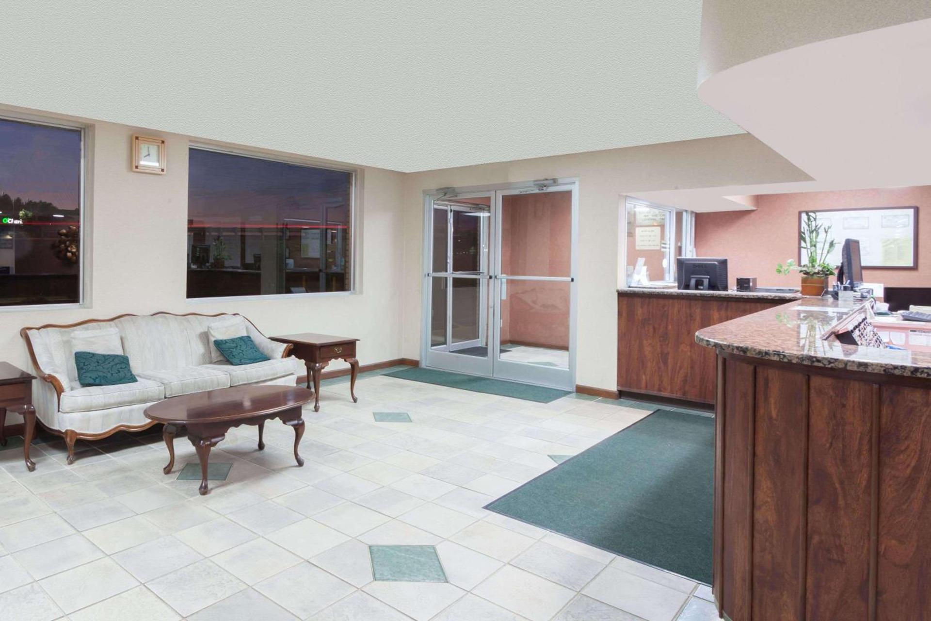Knights Inn Lebanon photo 5