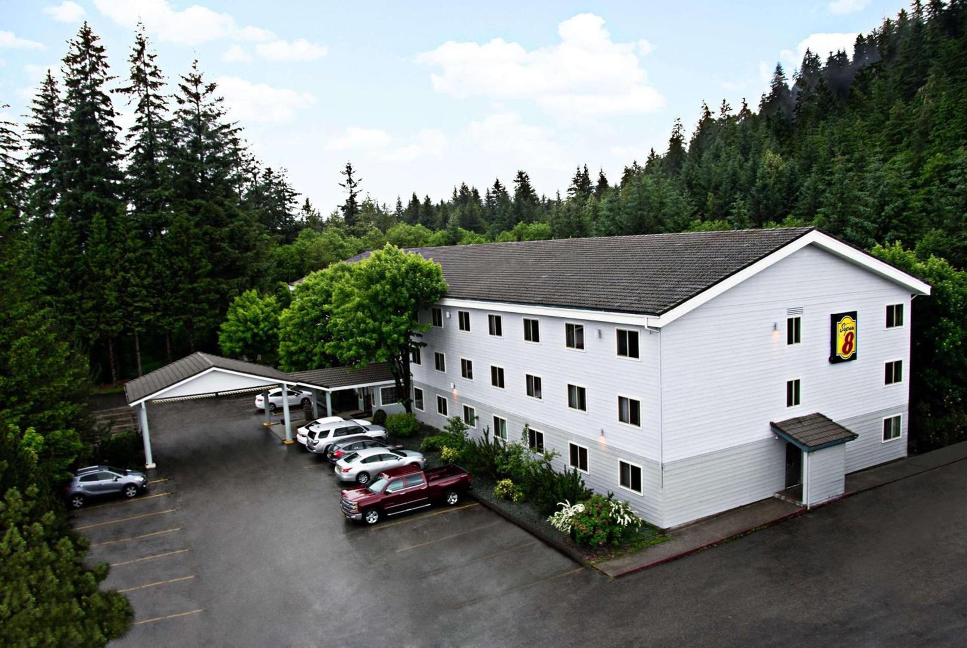 Super 8 by Wyndham Juneau — hotel in Juneau