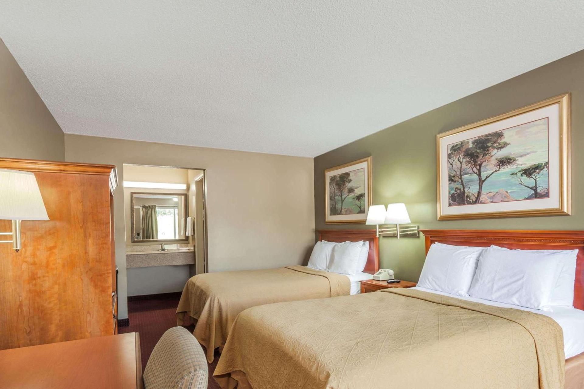 Knights Inn Lebanon photo 12