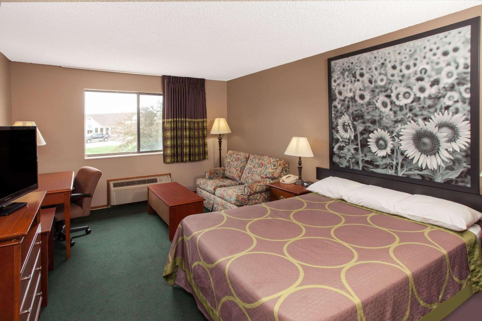 Circle S Motel photo 8