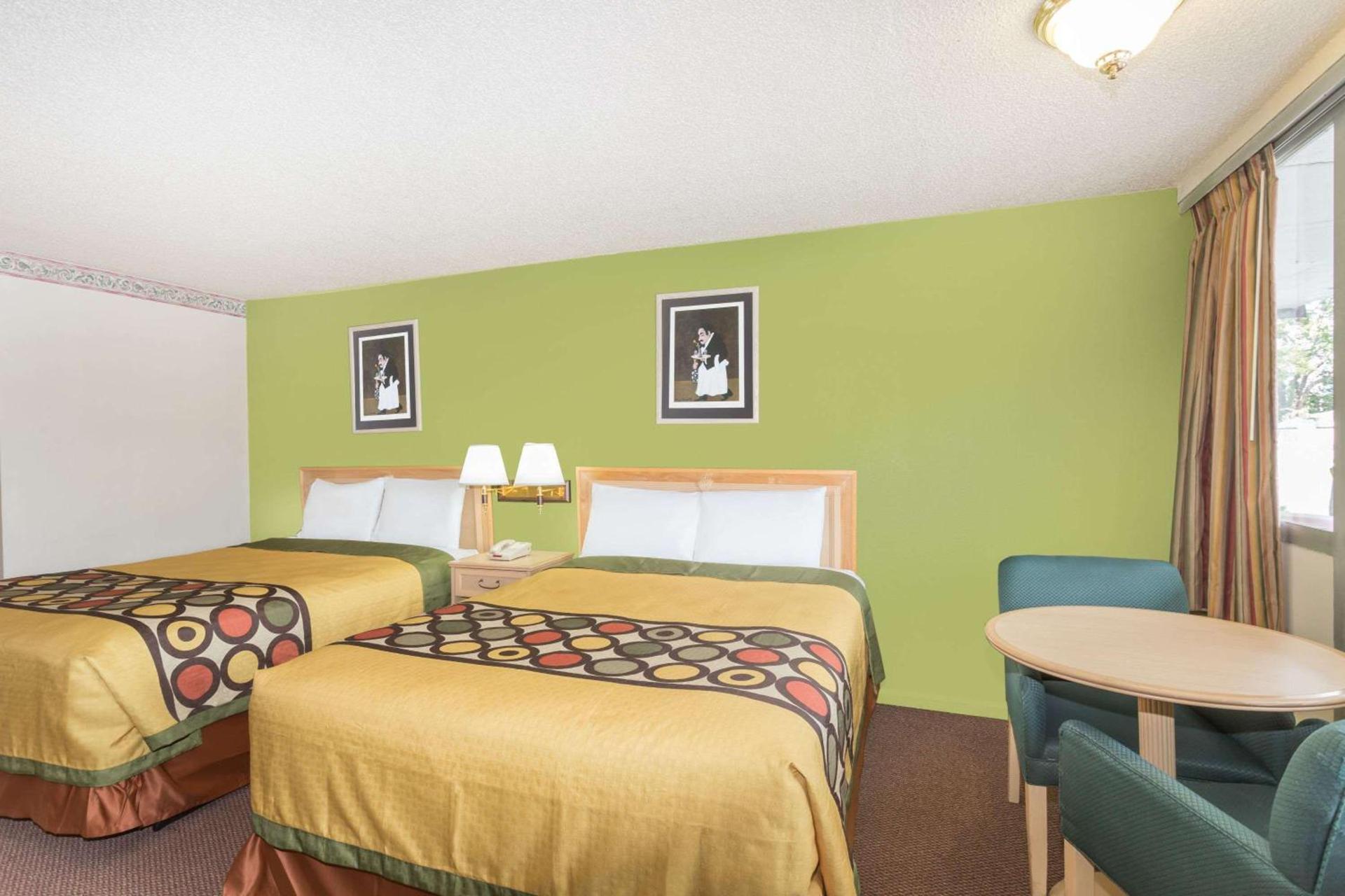 Knights Inn Statesboro photo 18