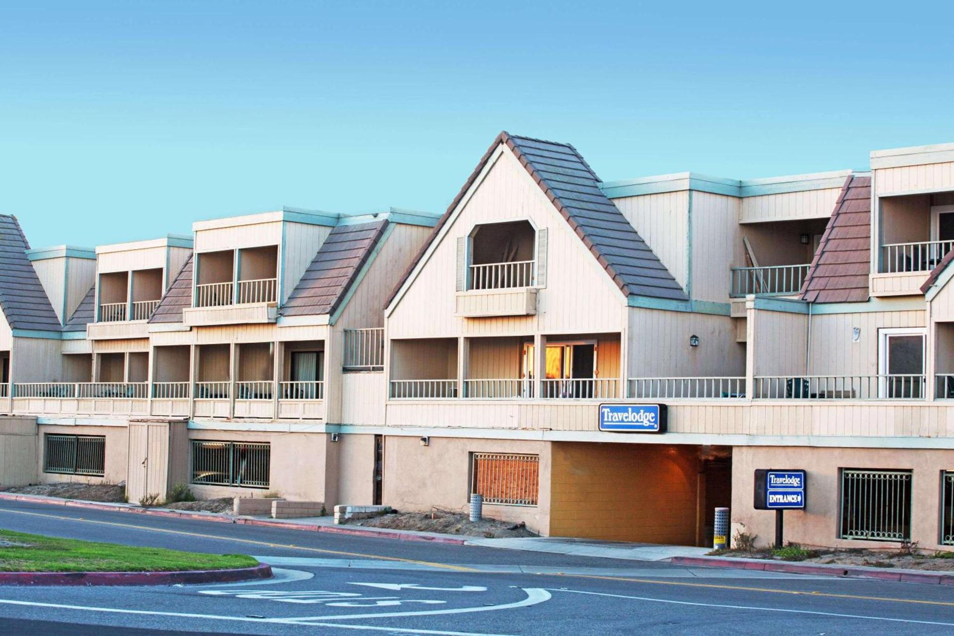 Travelodge by Wyndham Ocean Front photo 1