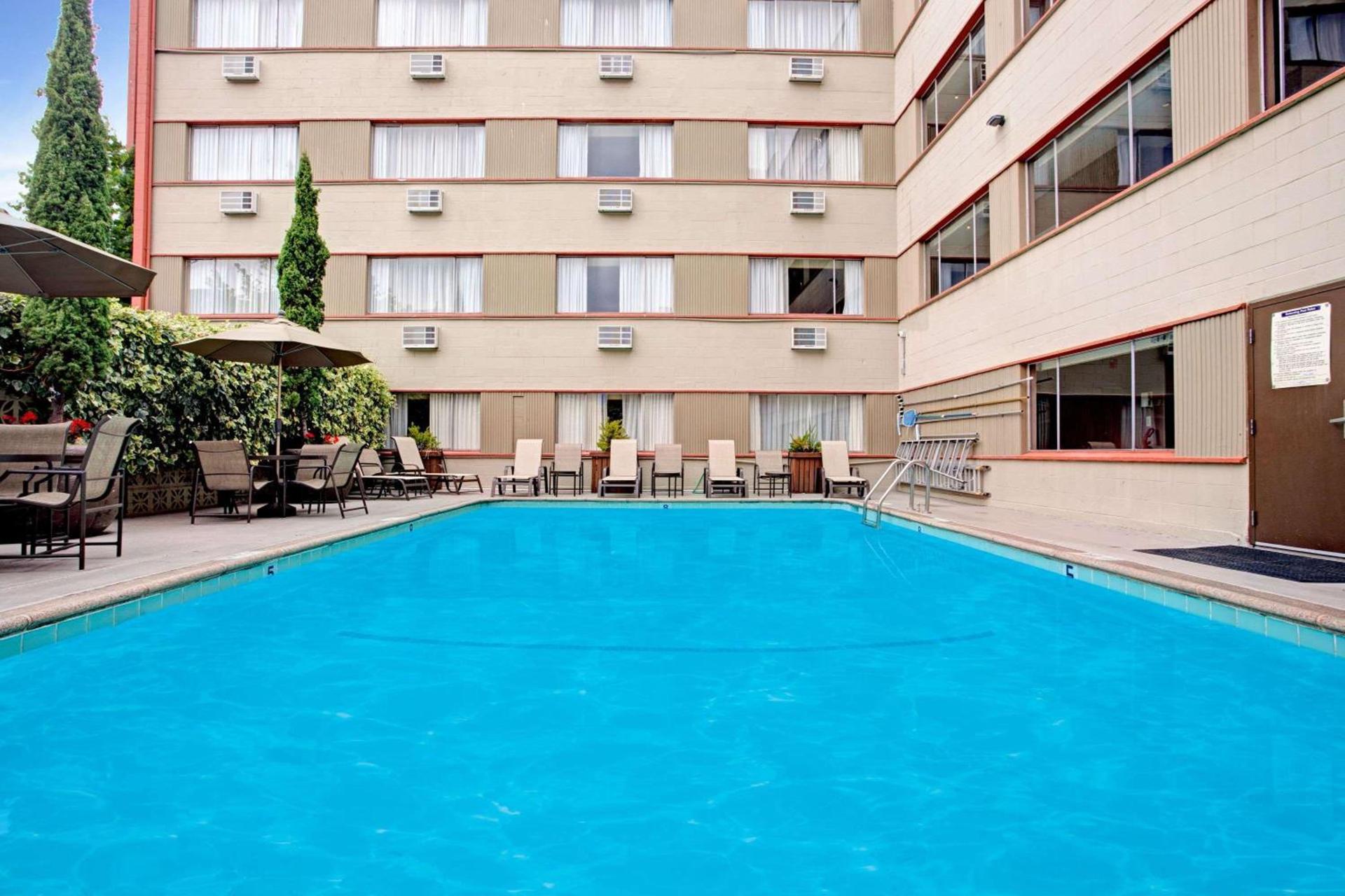 Travelodge by Wyndham Seattle By The Space Needle photo 7