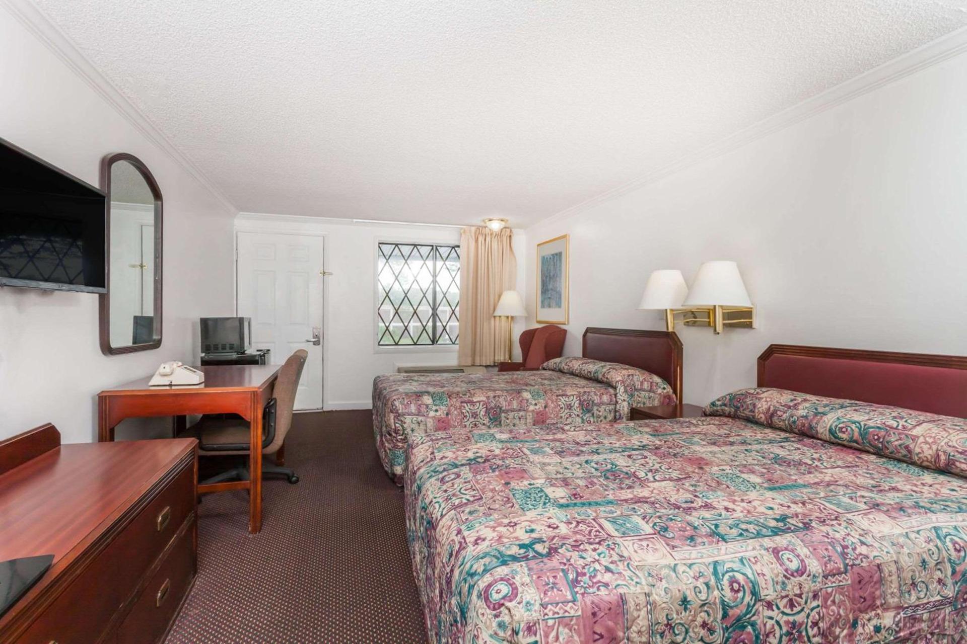 Knights Inn - Columbia photo 18
