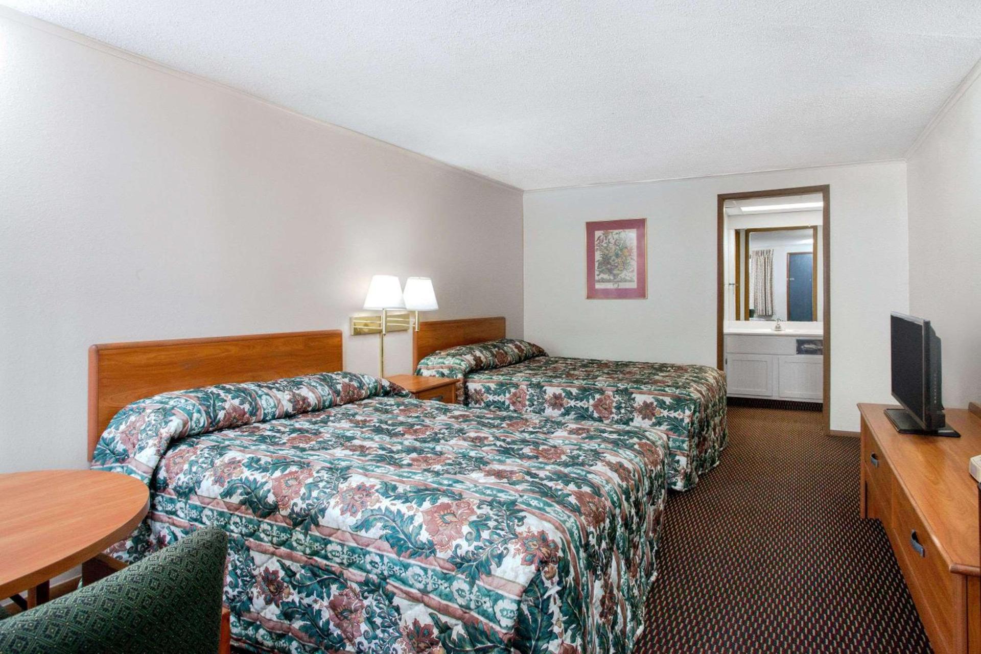Knights Inn Pittston photo 4