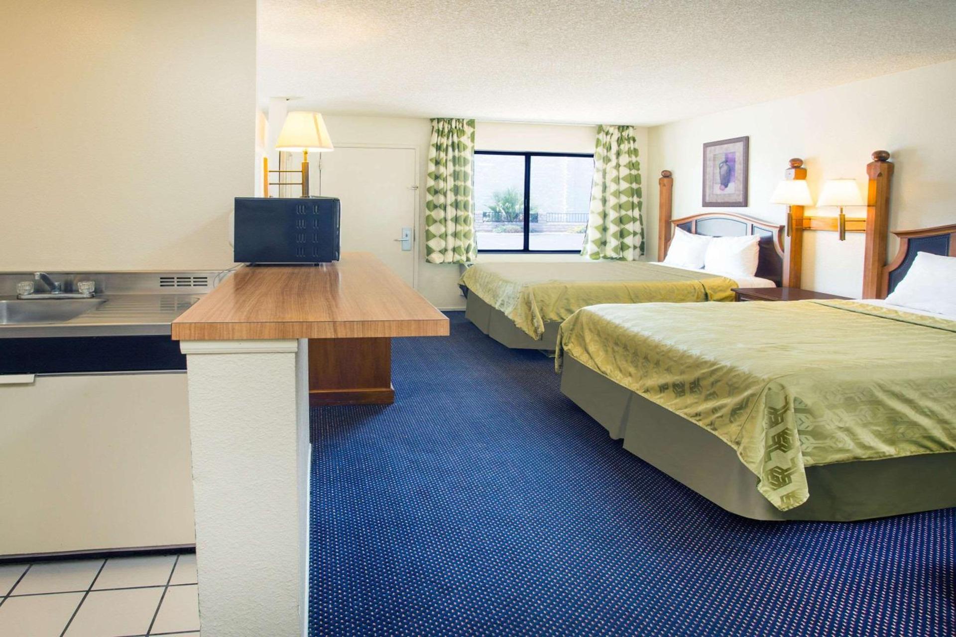 Travelodge by Wyndham Indio photo 20