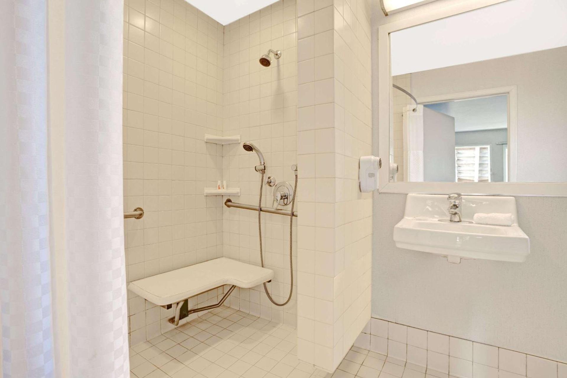 Travelodge by Wyndham Mill Valley/Sausalito photo 9