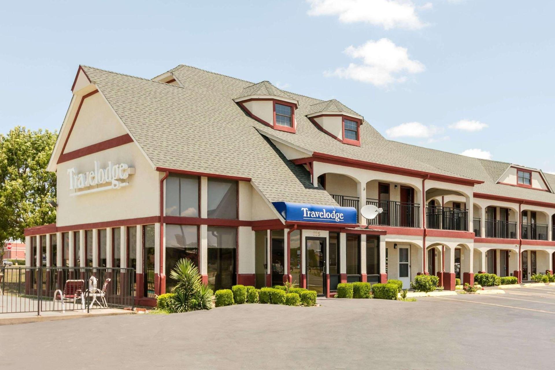 Super 8 by Wyndham Norman West OK photo 39