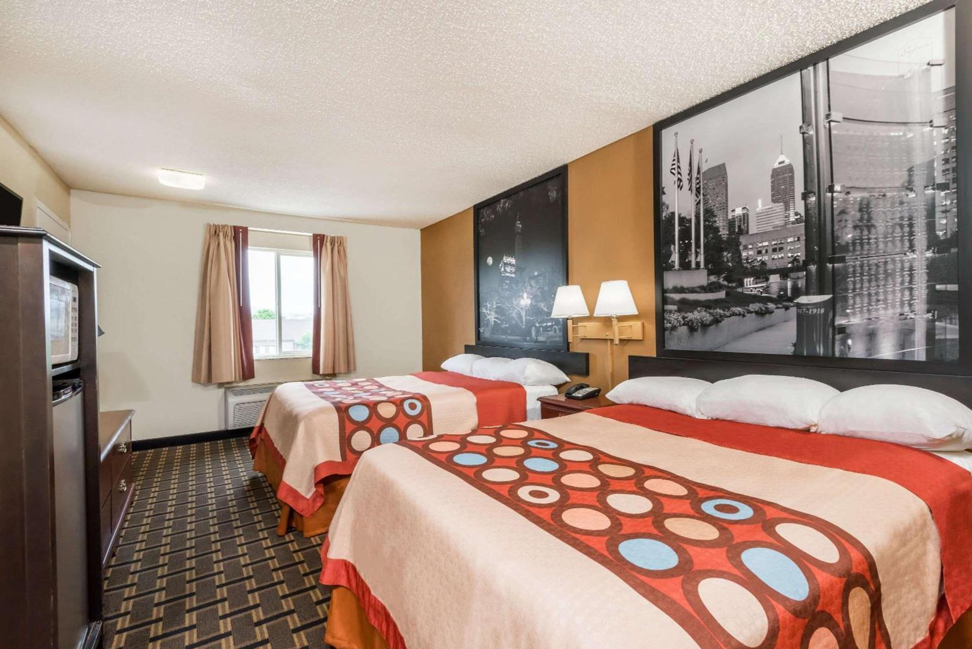 Super 8 by Wyndham Indianapolis/NE/Castleton Area photo 8