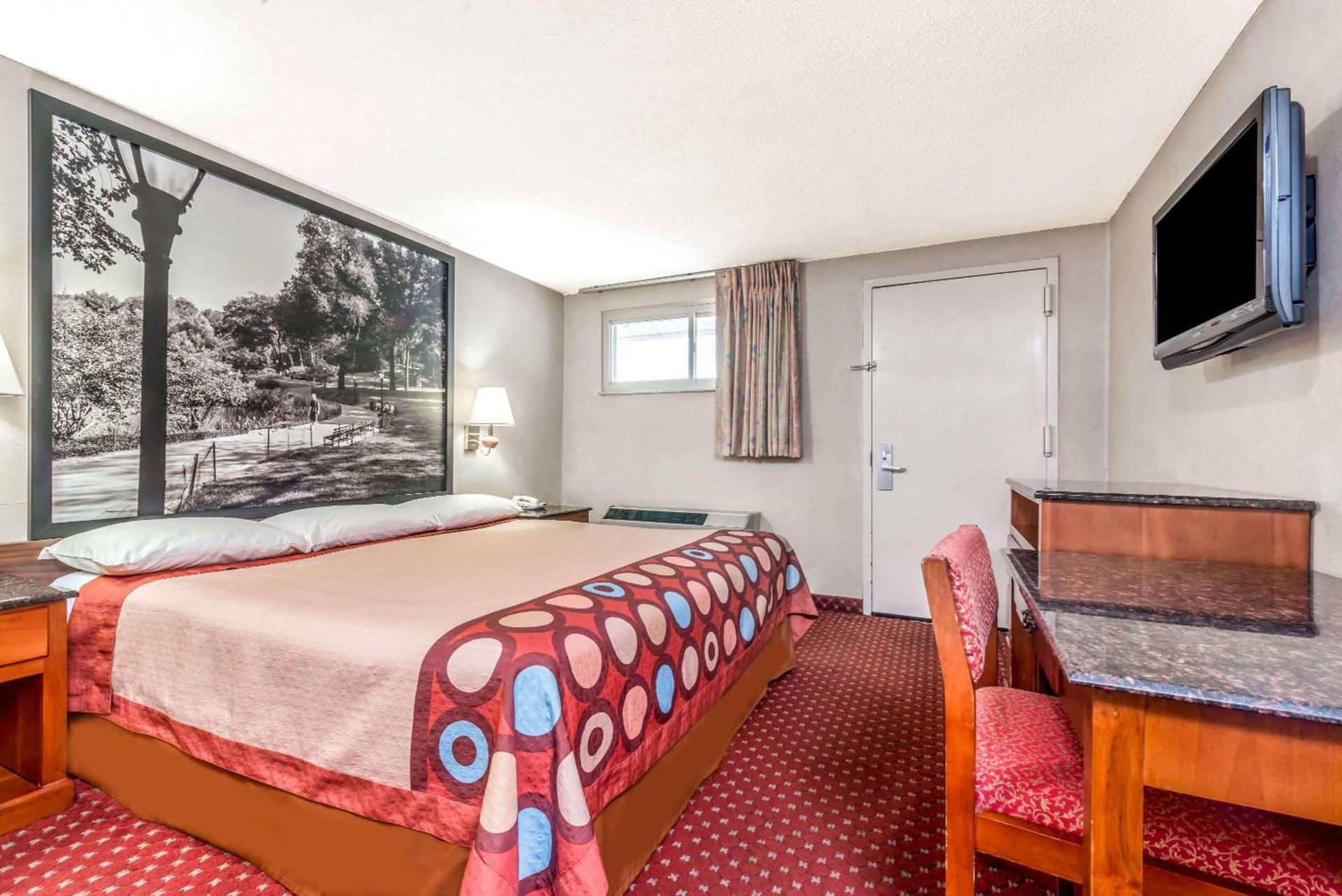 Super 8 by Wyndham North Bergen NJ/NYC Area photo 24