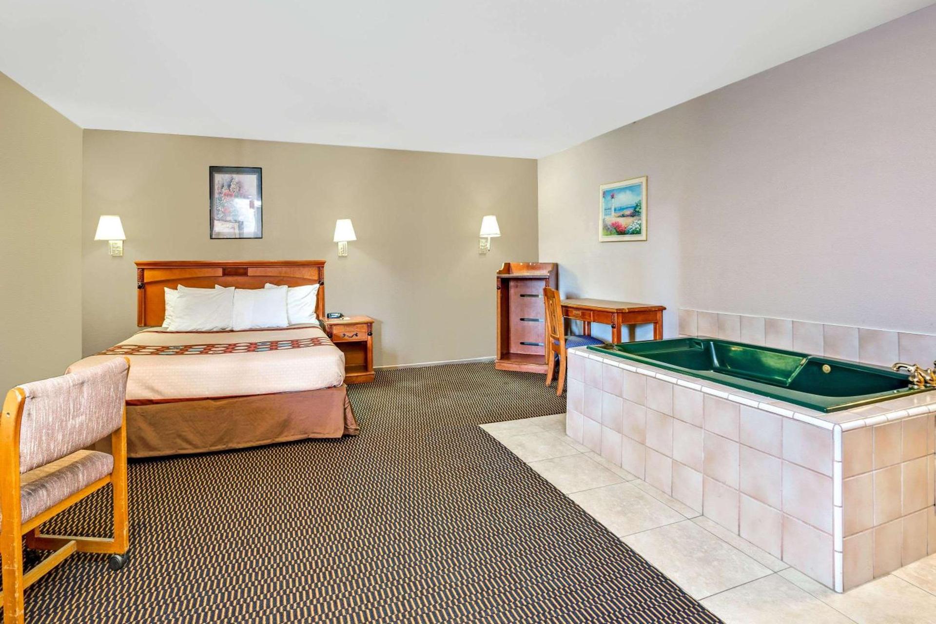 Super 8 by Wyndham Upland Ontario CA photo 10