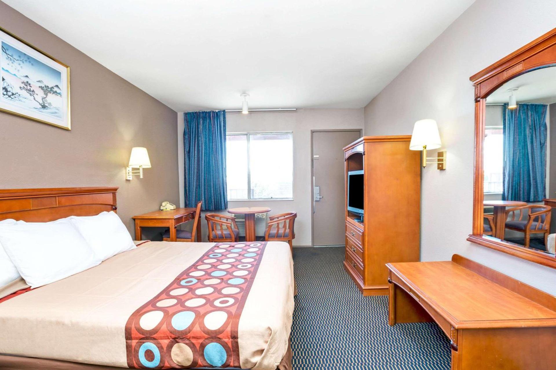 Super 8 by Wyndham Upland Ontario CA photo 5