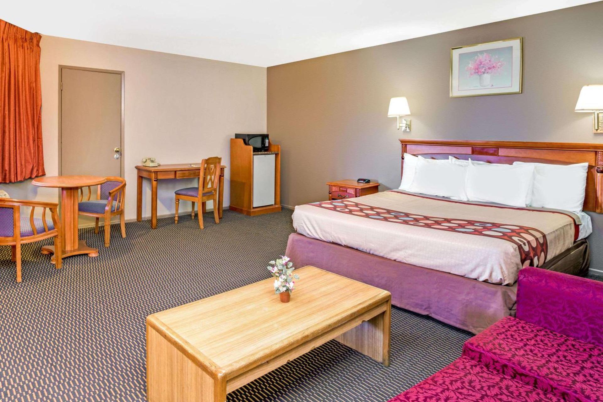 Super 8 by Wyndham Upland Ontario CA photo 9