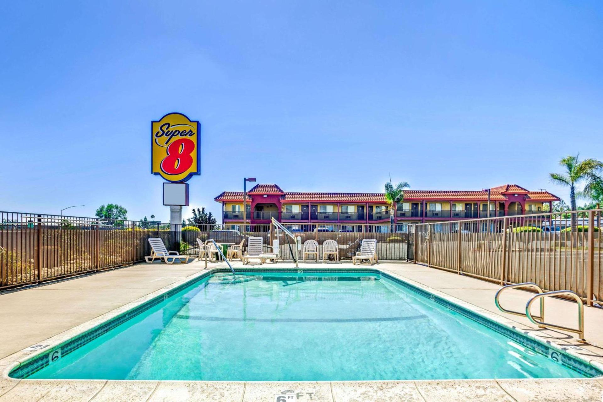 Super 8 by Wyndham Upland Ontario CA photo 2