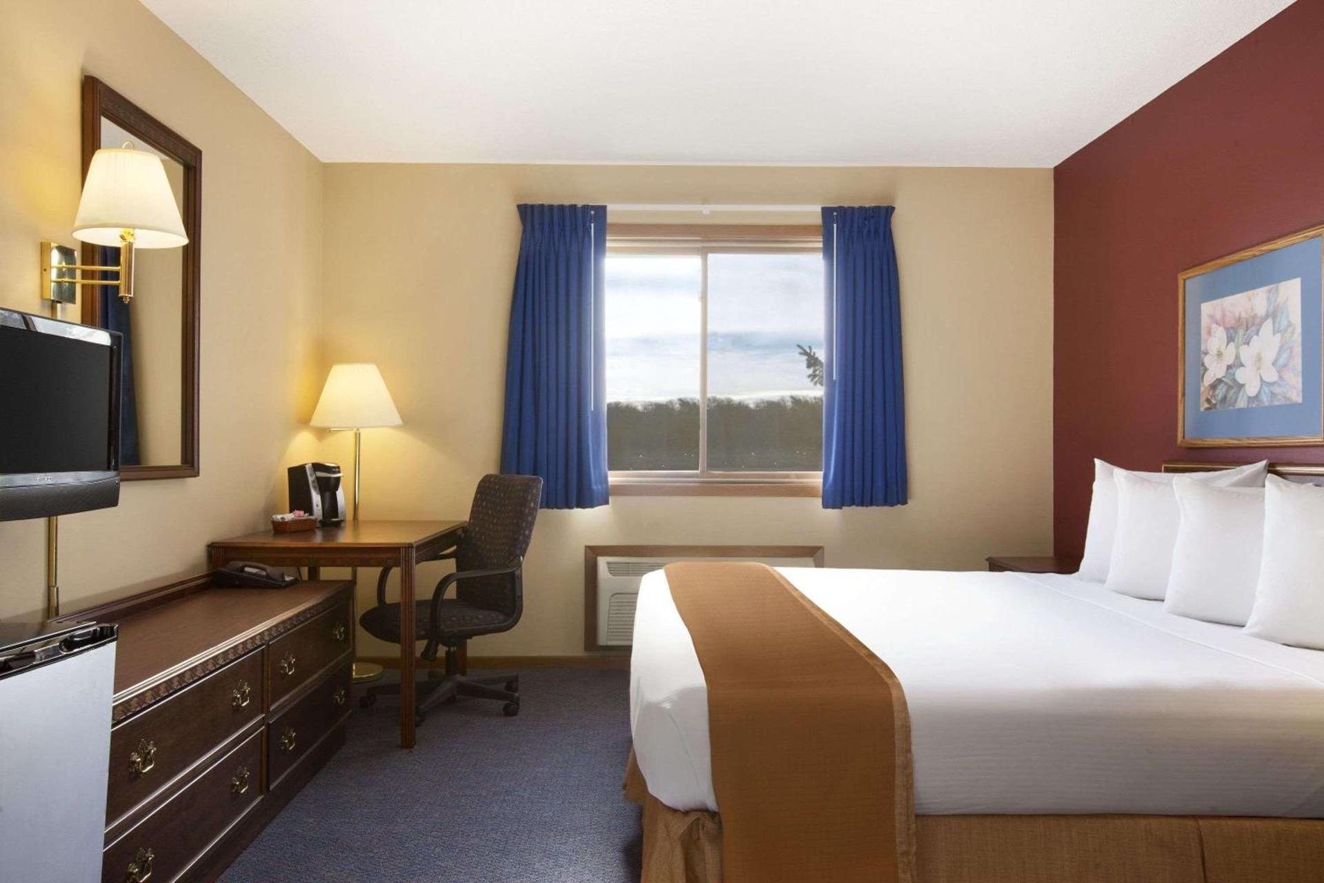 Travelodge by Wyndham Motel of St Cloud photo 26