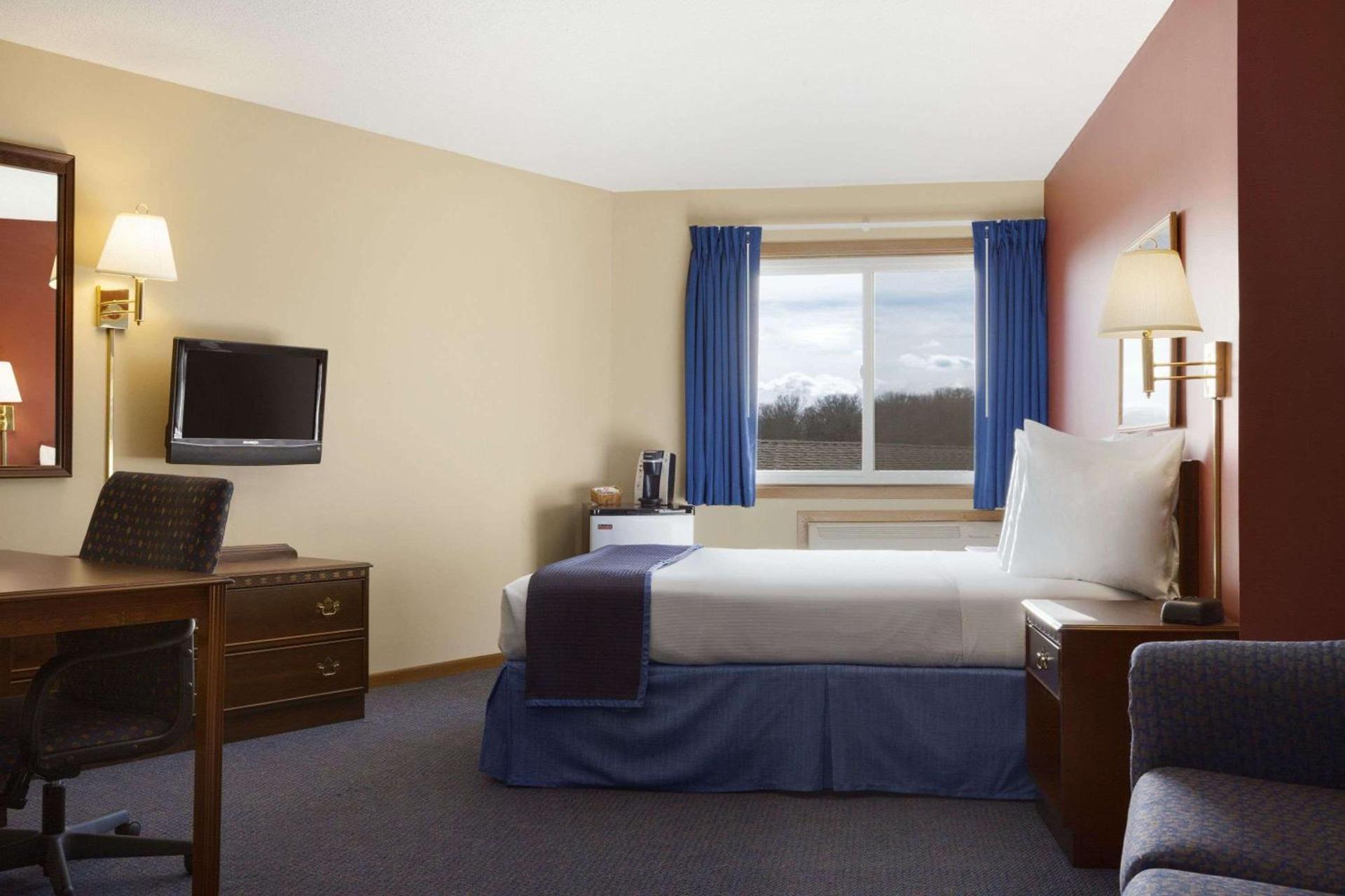 Travelodge by Wyndham Motel of St Cloud photo 20