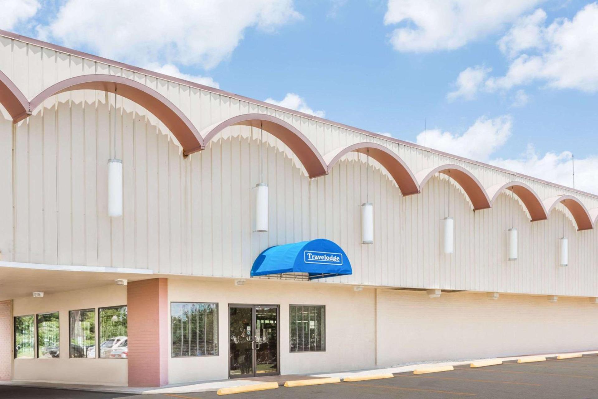 Travelodge by Wyndham Shreveport LA — hotel in Shreveport