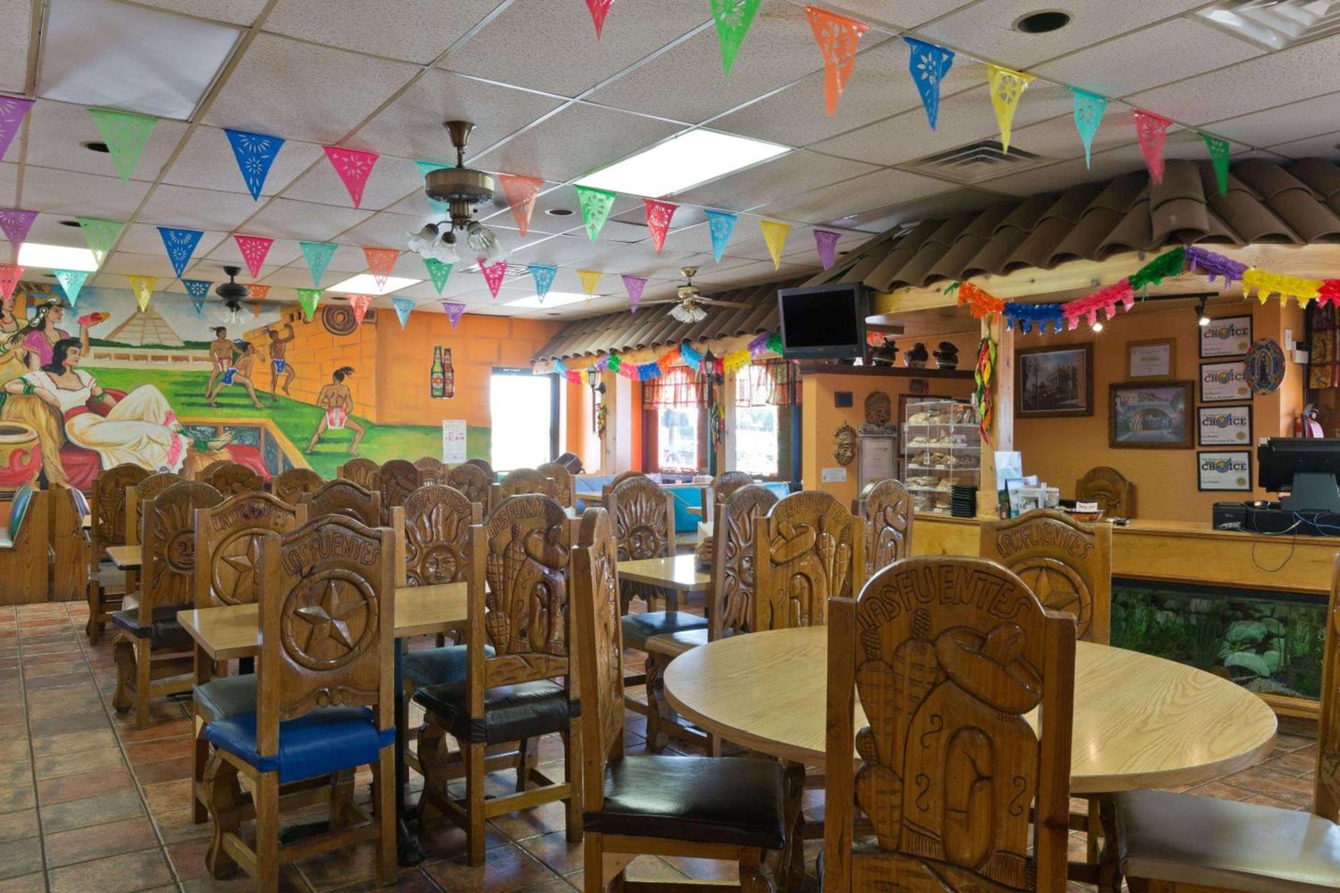 Knights Inn Brenham photo 15