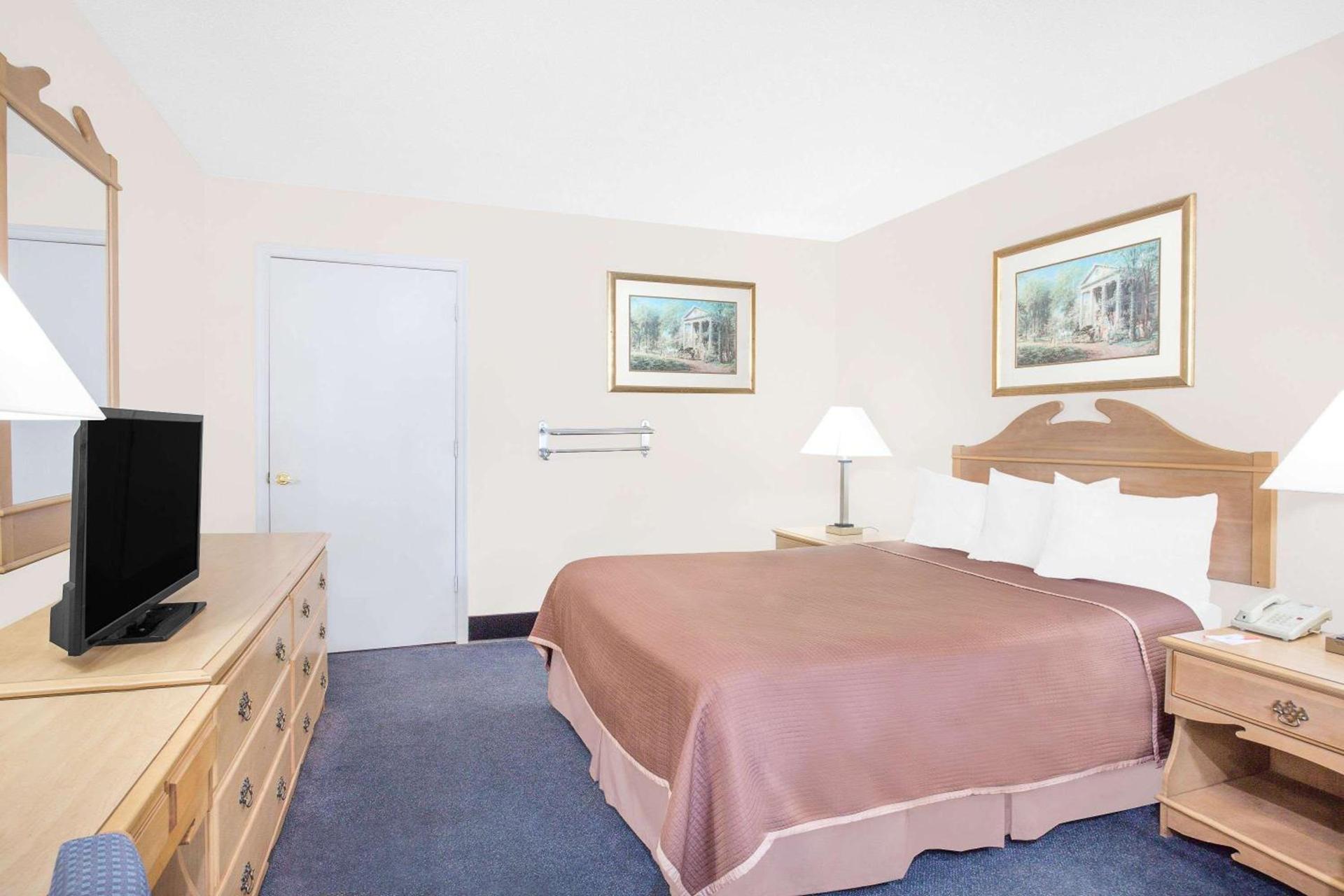Howard Johnson by Wyndham Staunton photo 19