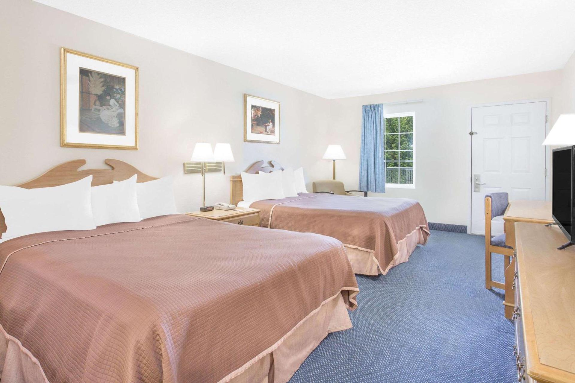 Howard Johnson by Wyndham Staunton photo 17