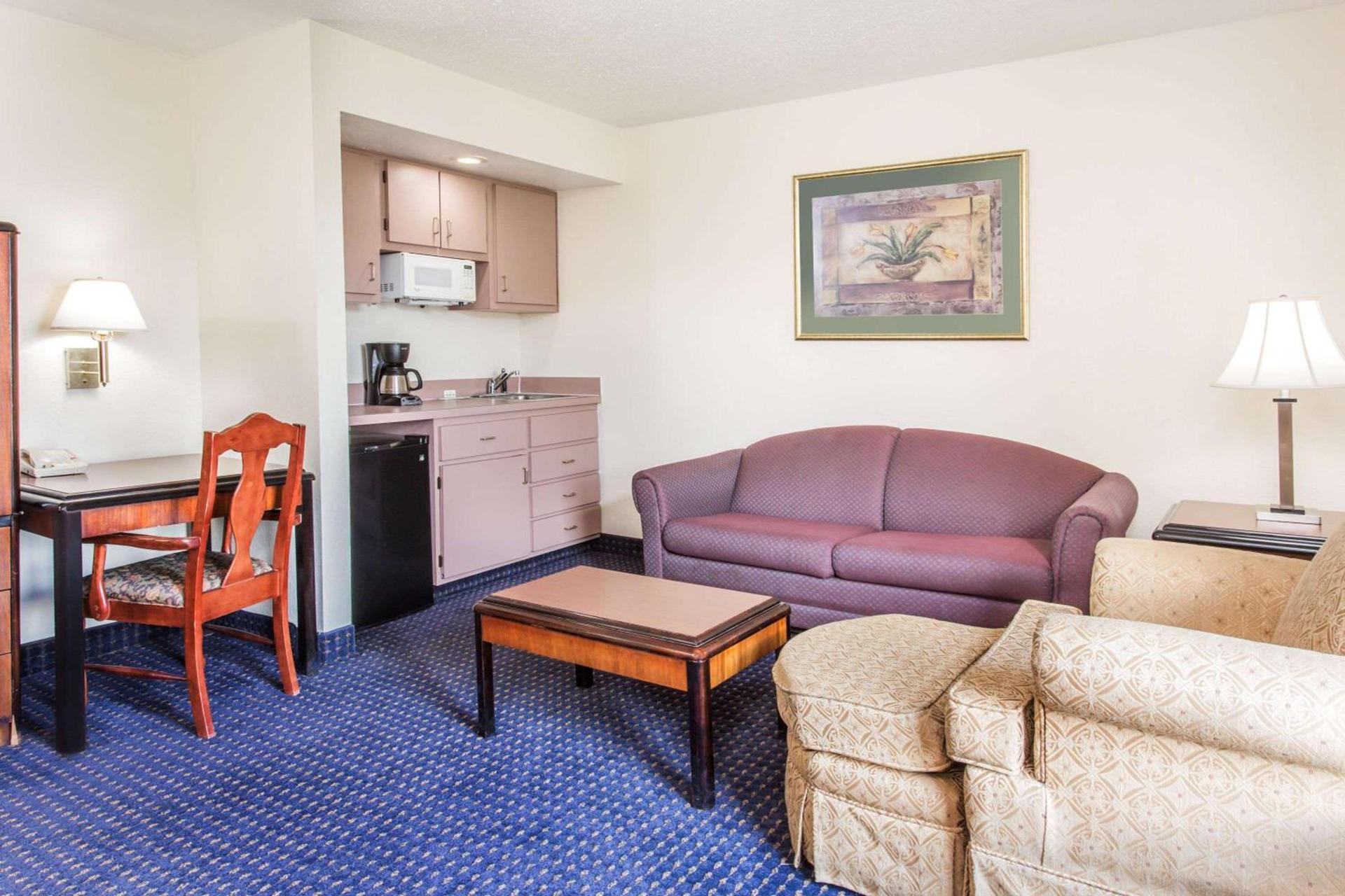 Knights Inn Virginia Beach Lynnhaven photo 2