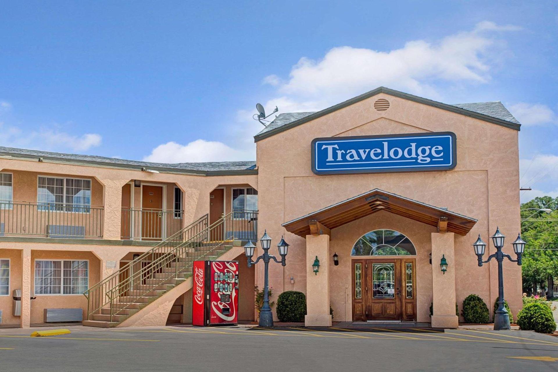 Travelodge by Wyndham Bishop photo 2