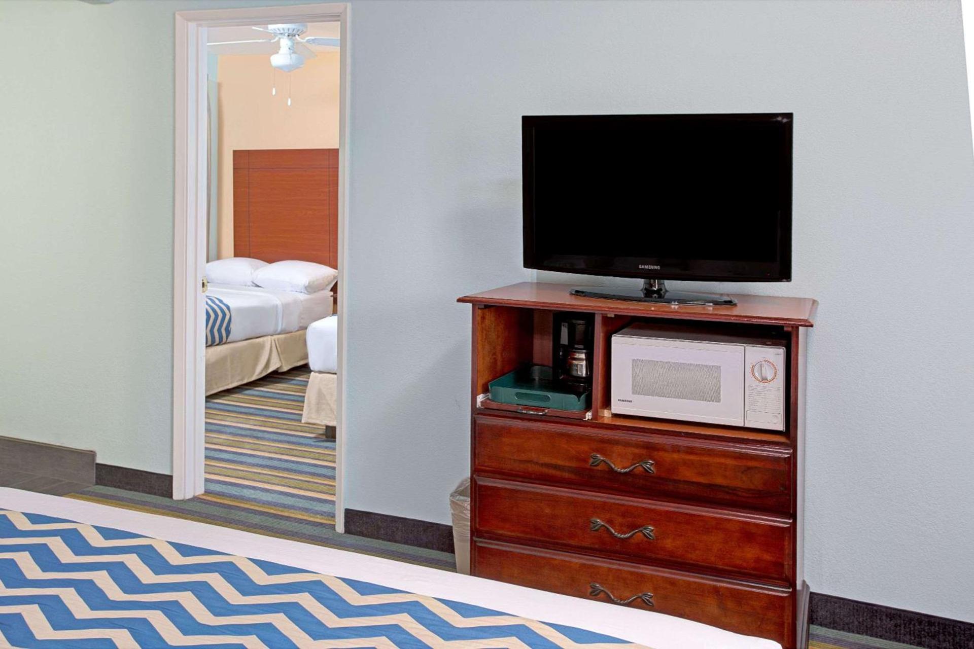 Travelodge by Wyndham Bishop photo 4