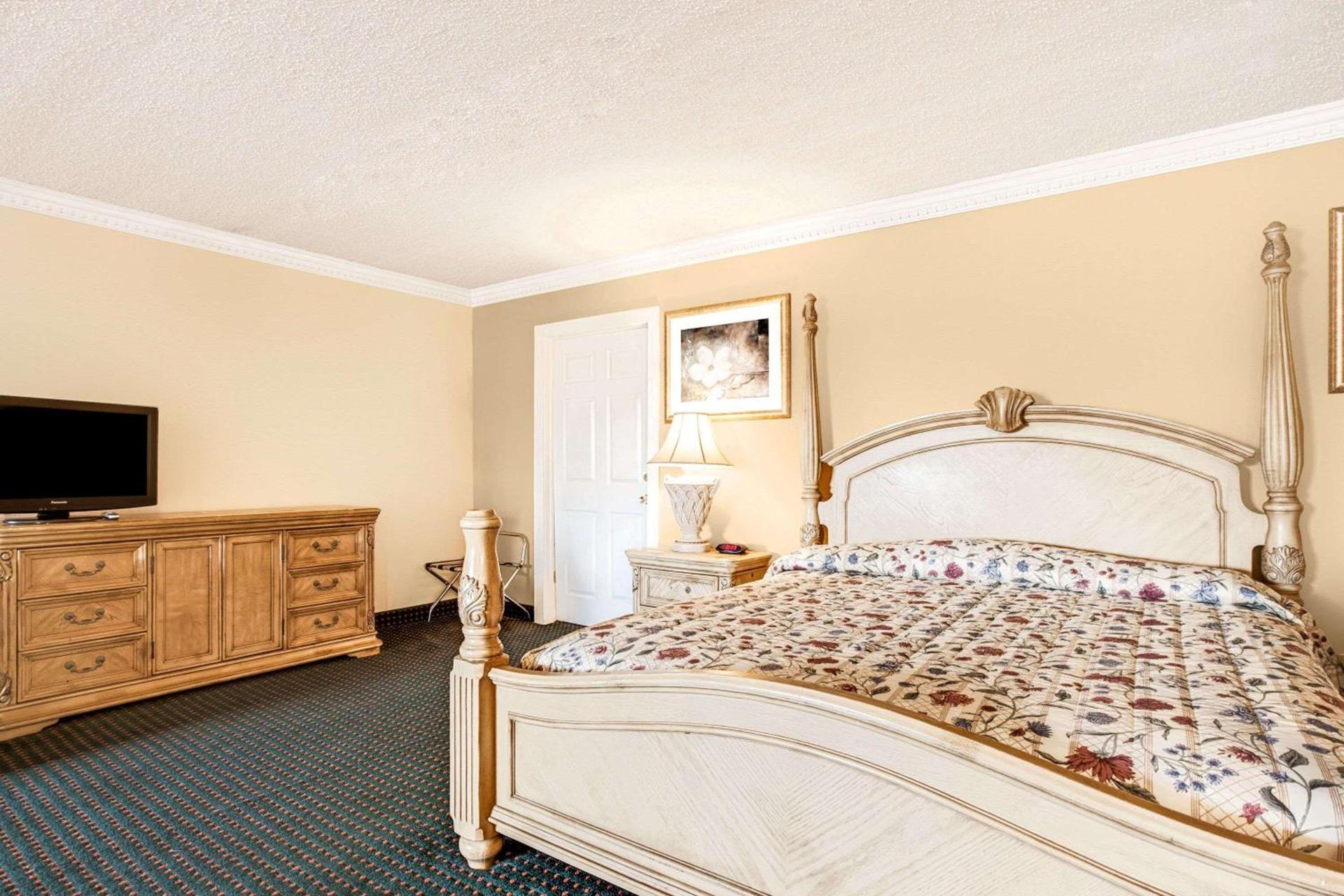 Knights Inn Mount Laurel photo 15