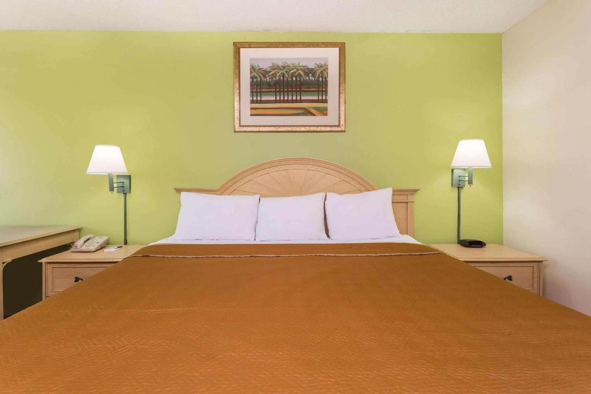 Travelodge by Wyndham Cordele photo 23