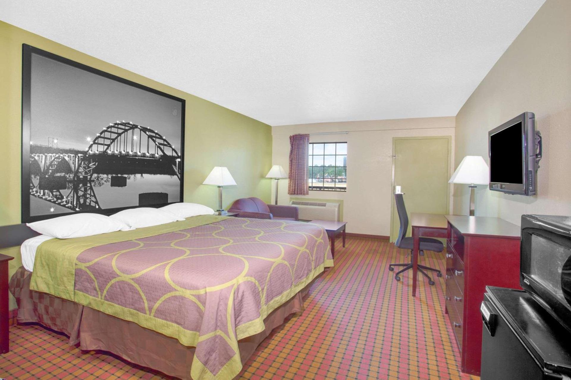 Super 8 by Wyndham Monticello AR photo 33