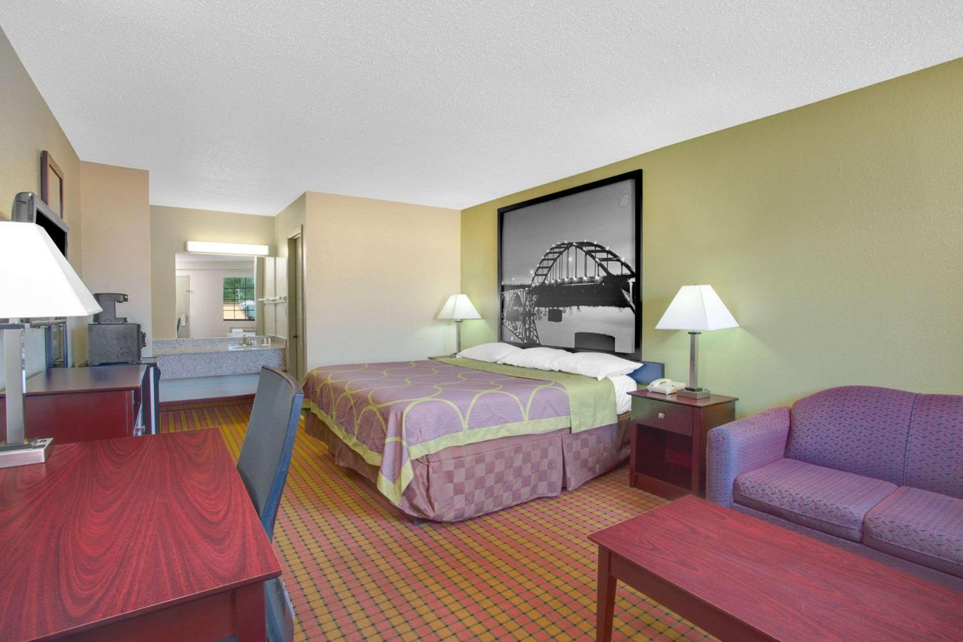Super 8 by Wyndham Monticello AR photo 4