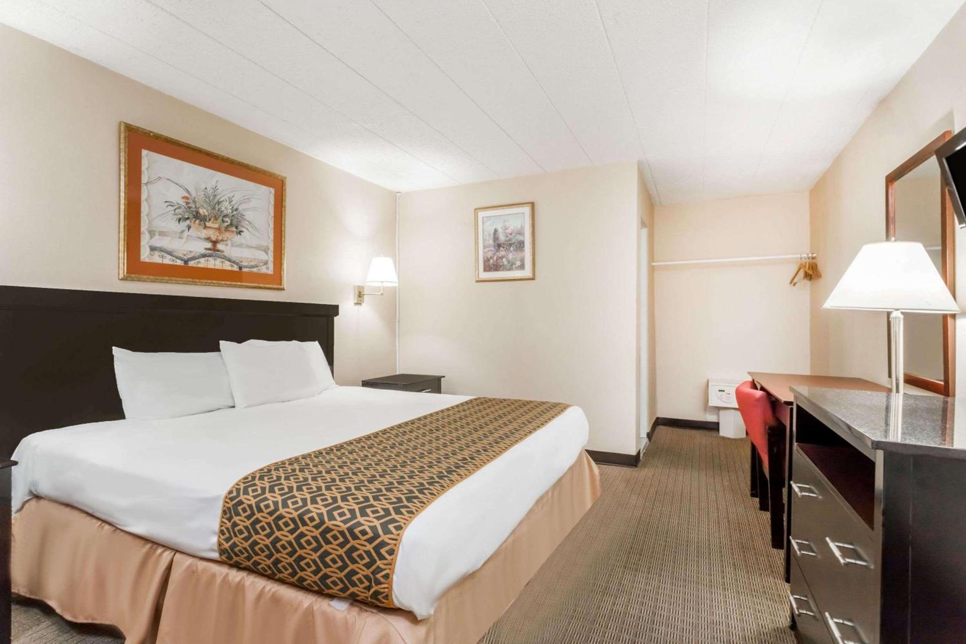 Atlantic Motor Inn Near Boardwalk photo 23