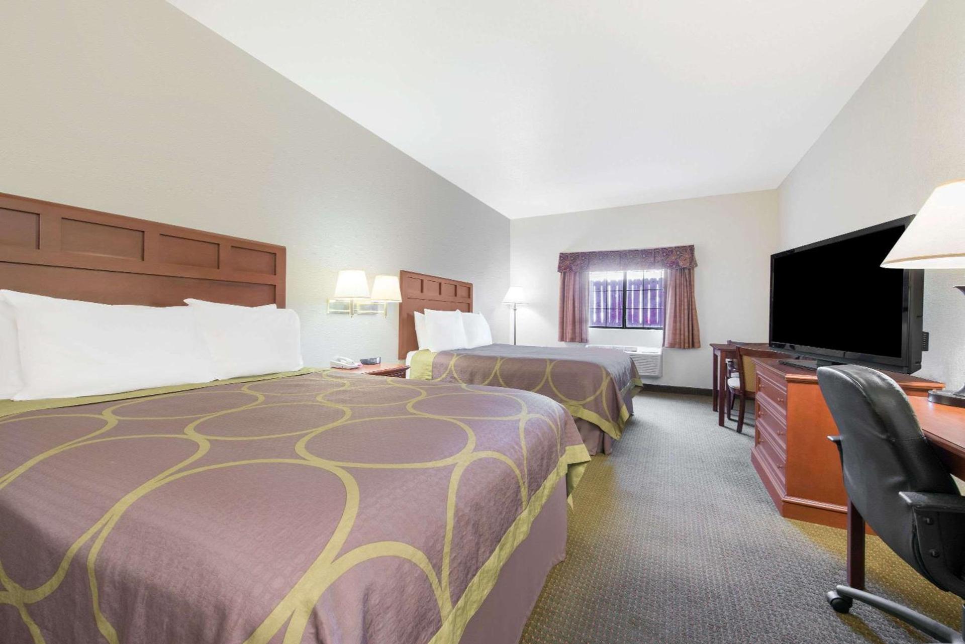 Super 8 by Wyndham Abilene South photo 2