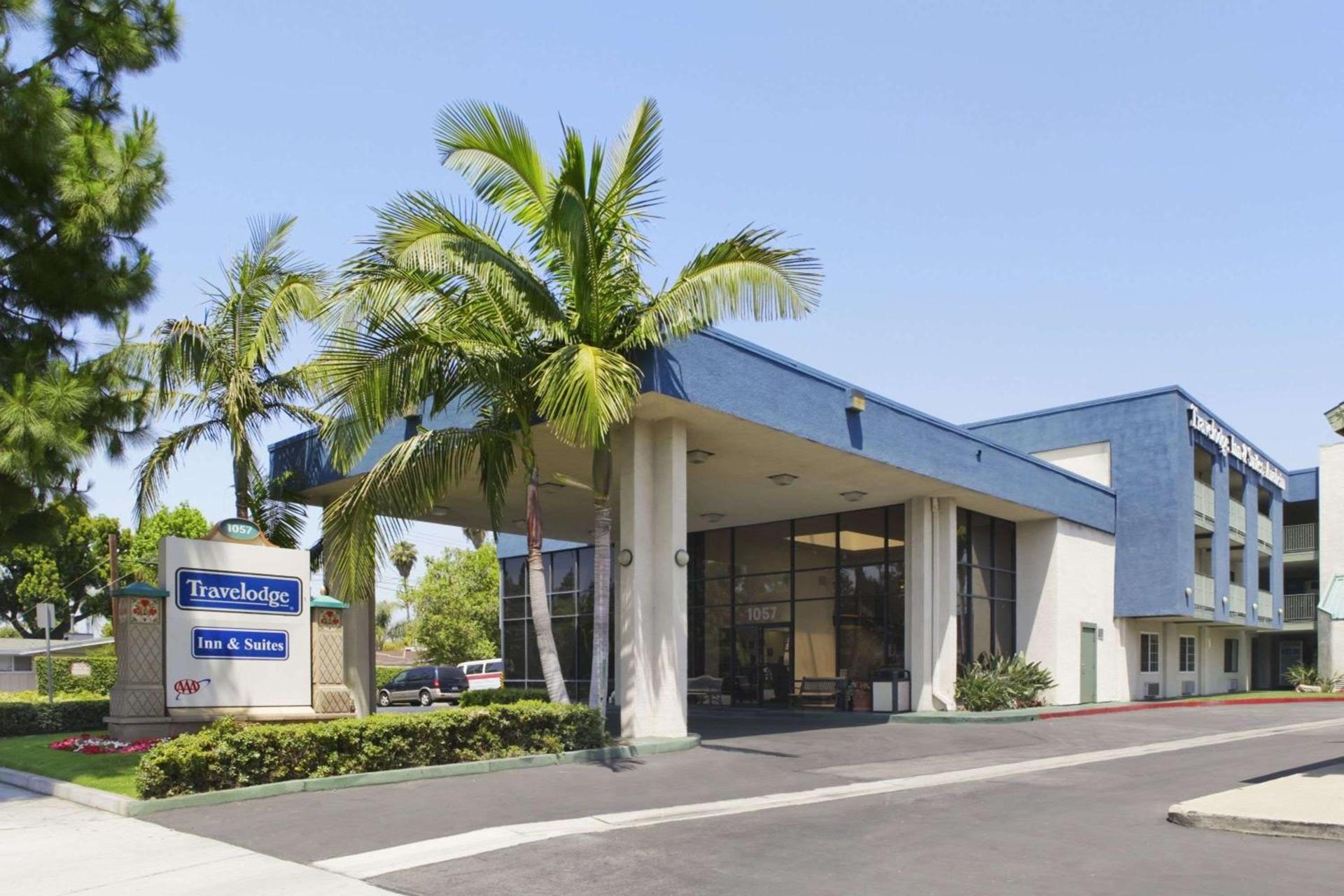 Travelodge Inn & Suites by Wyndham Anaheim on Disneyland Dr — hotel in Anaheim