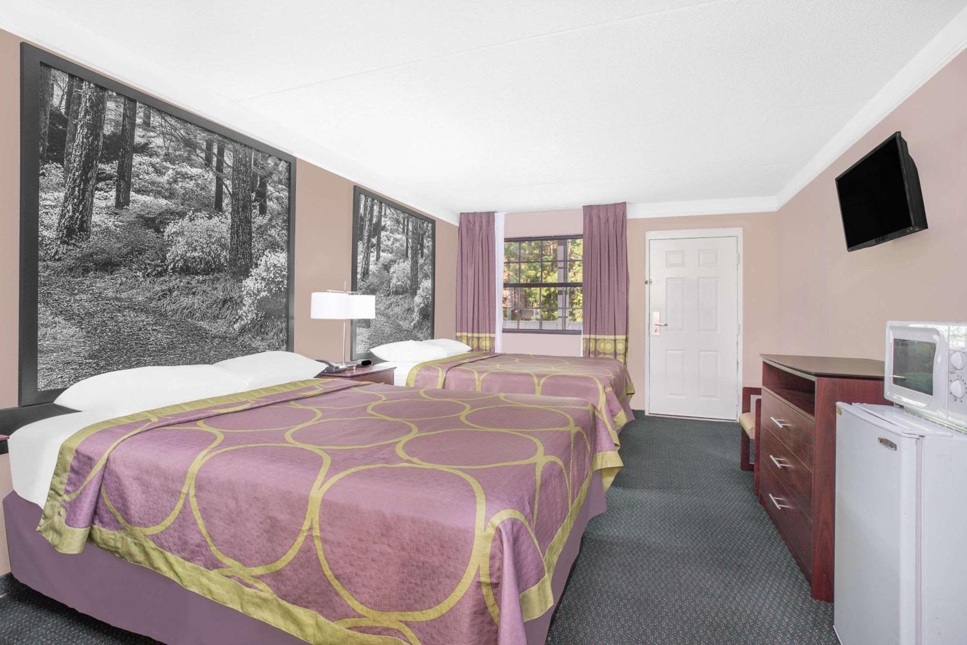 Super 8 by Wyndham Austell/Six Flags photo 16