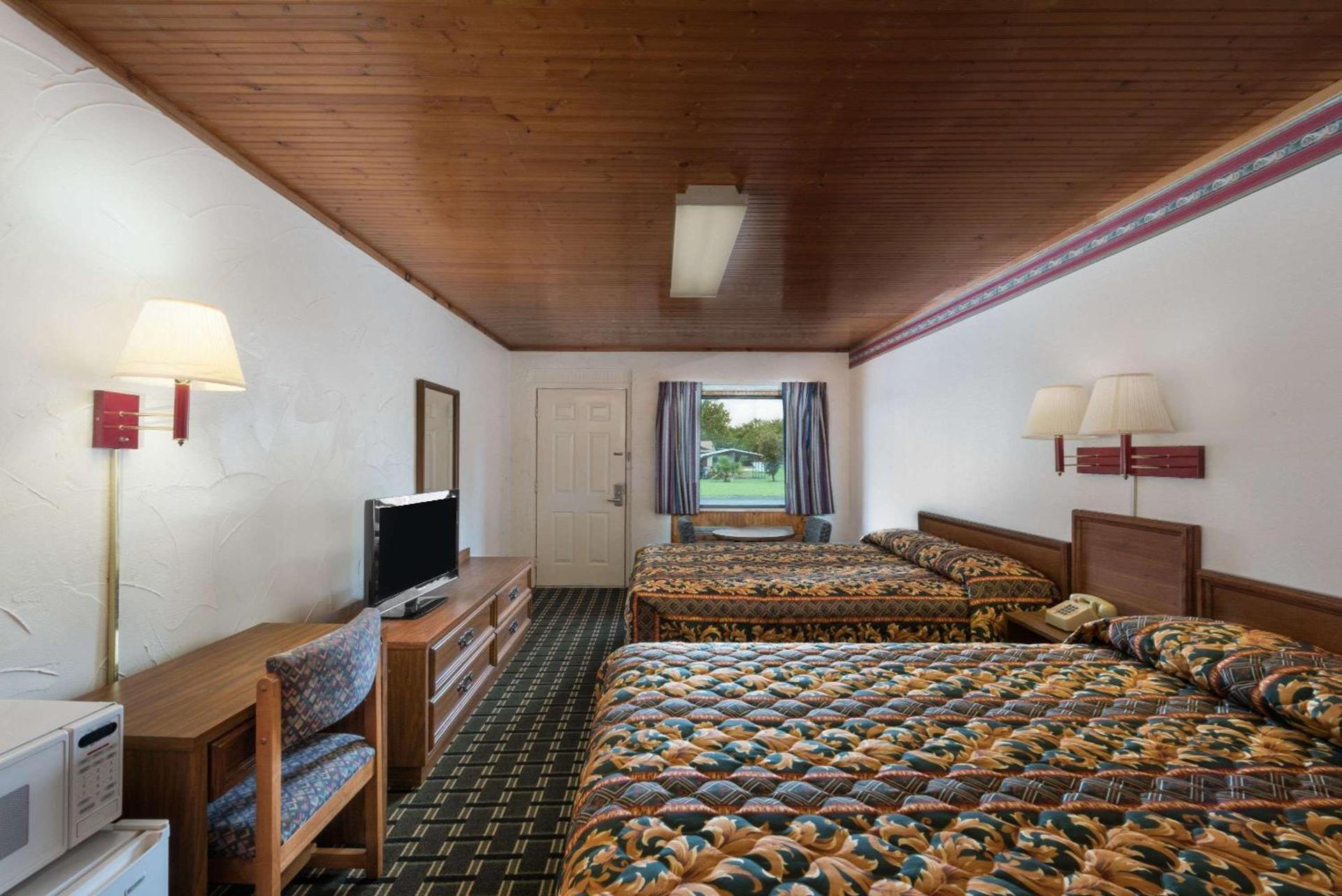 Post Oak Inn photo 9