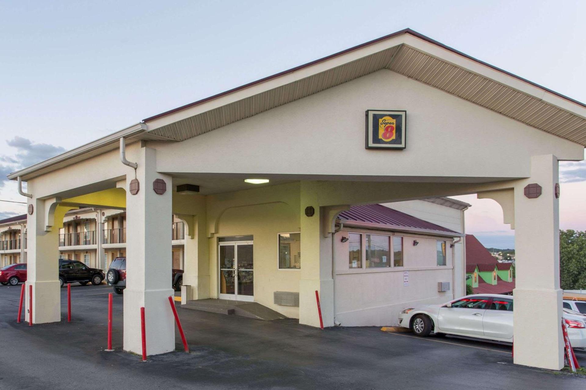 Super 8 by Wyndham Antioch/Nashville South East — hotel in Antioch