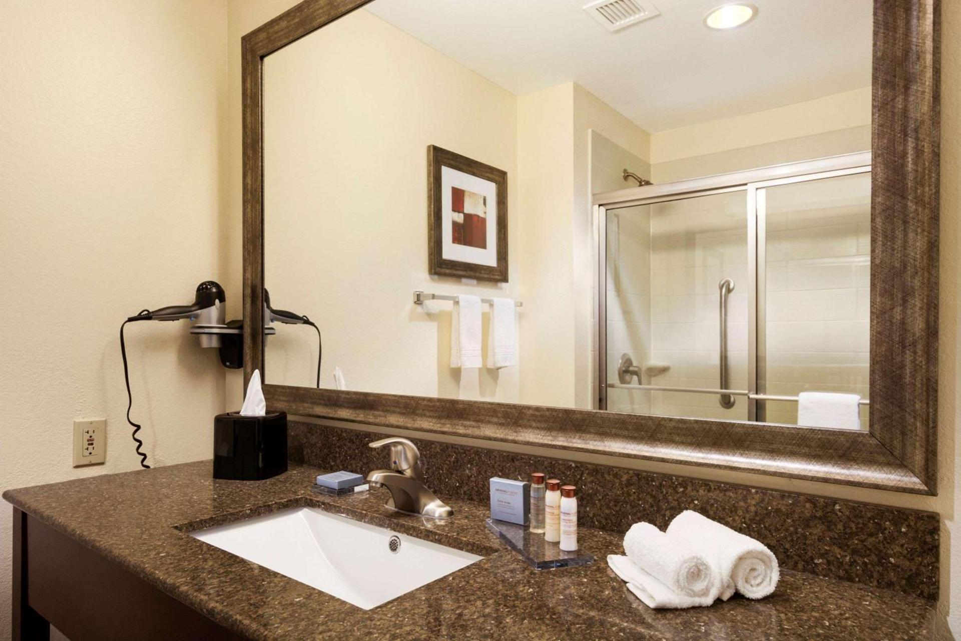 Wingate by Wyndham San Marcos photo 39