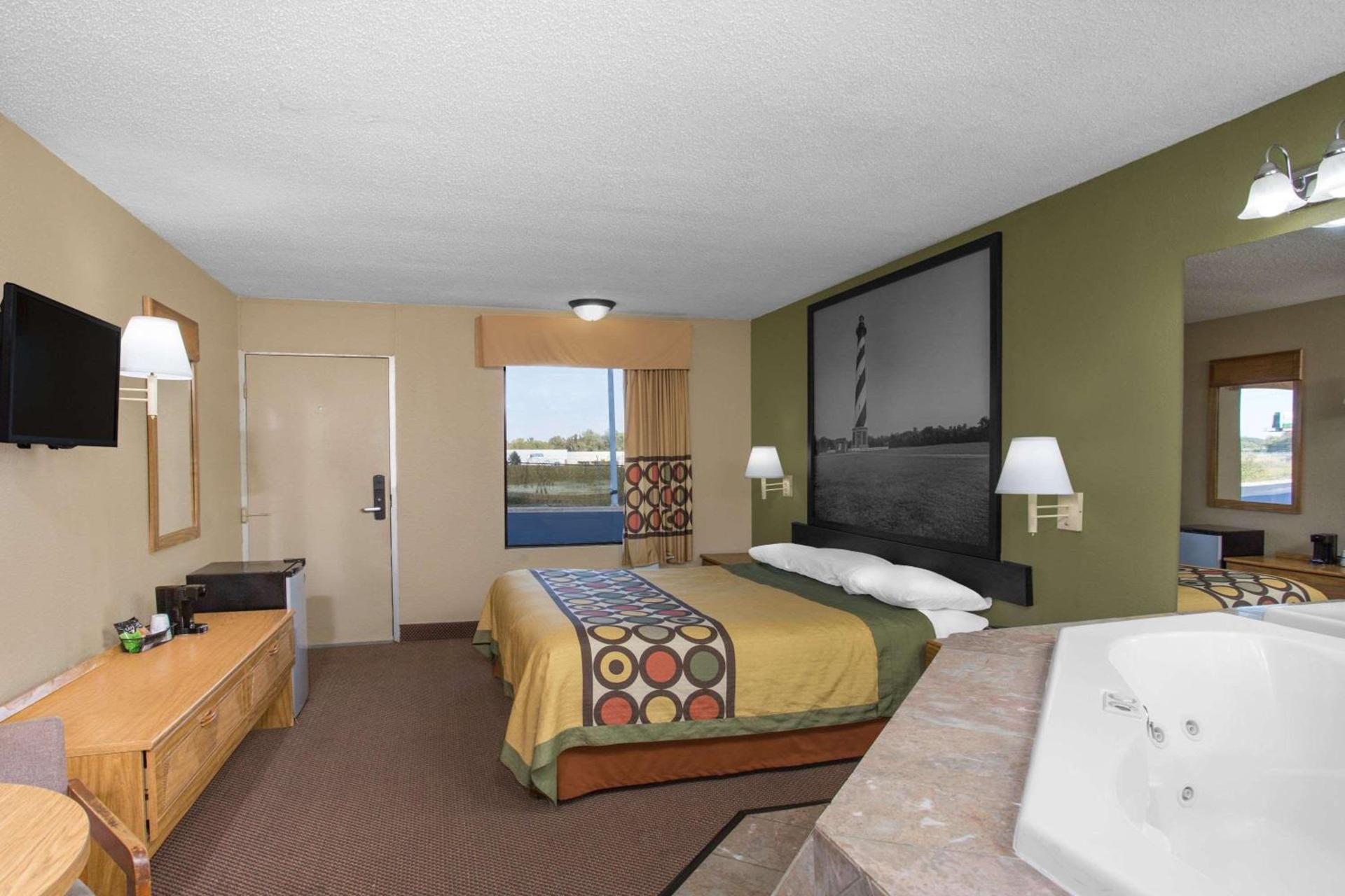Super 8 by Wyndham Dunn photo 11