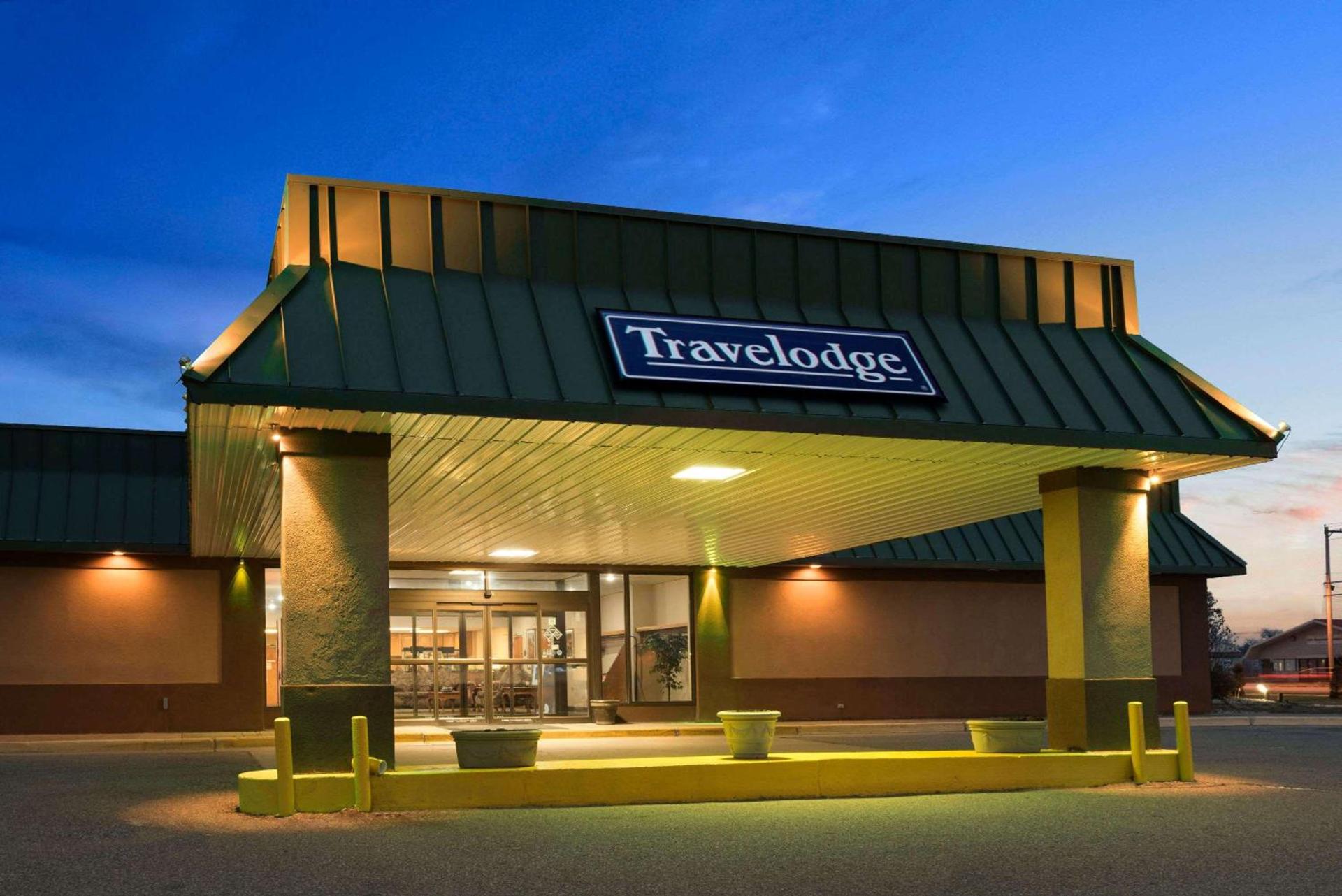 Travelodge by Wyndham Sturgis photo 1