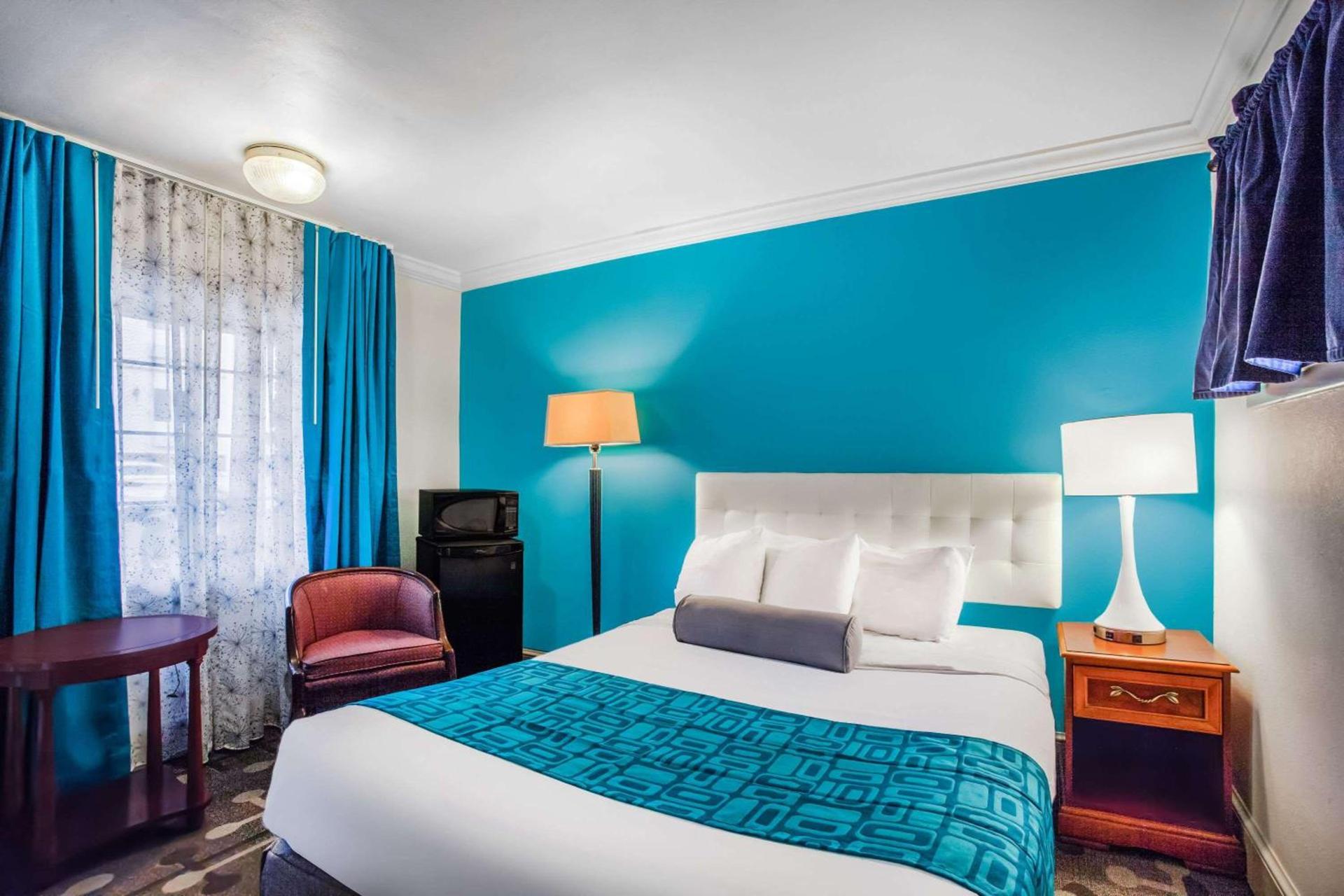 Howard Johnson by Wyndham Hershey photo 6